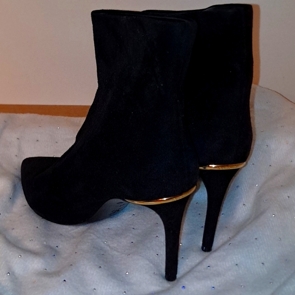 Louis Vuitton booties